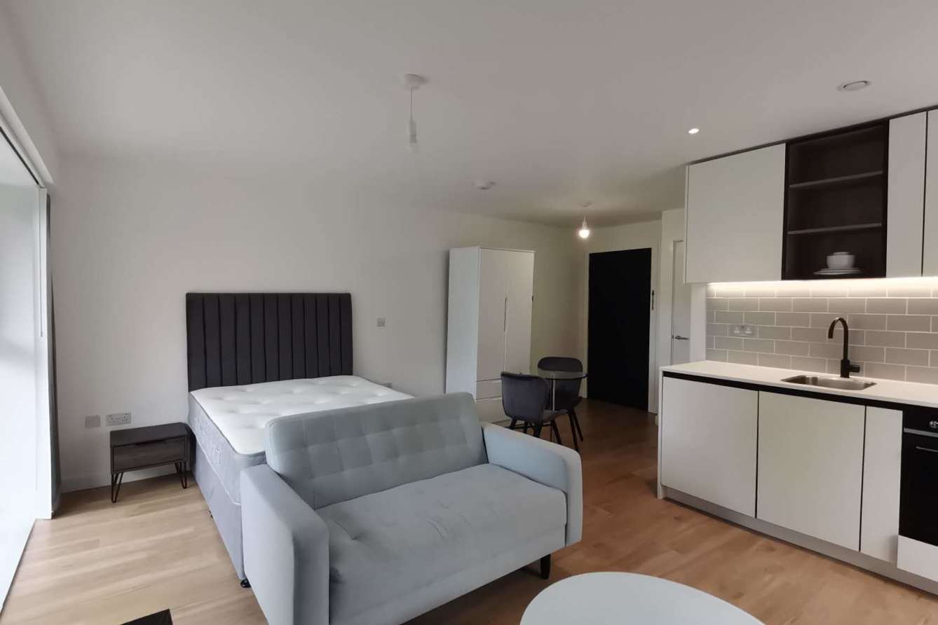 藍莎集團 | 英國置產一站式服務